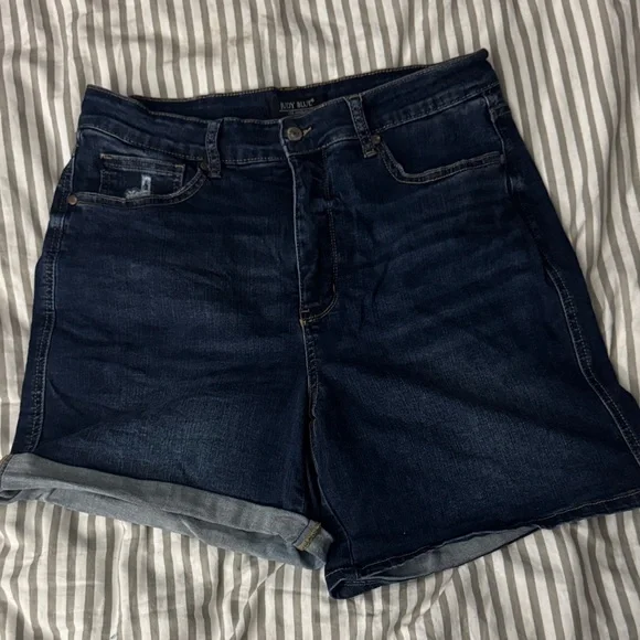 Judy Blue Dark Blue Jean Shorts - Picture 1 of 2